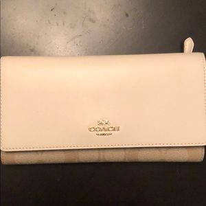 Coach wallet